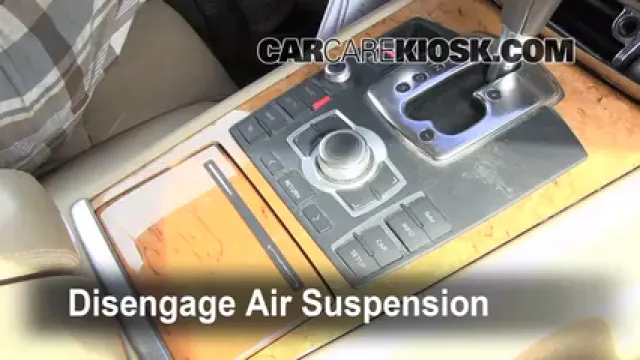 2004 Audi A8 Quattro L 4.2L V8 Neumáticos y ruedas Cambiar un neumático pinchado